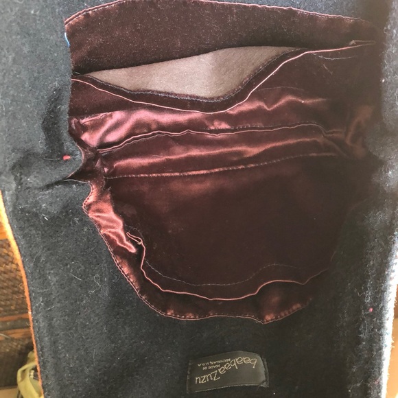 Baabaazuzu Unique Handmade Bag - Picture 5 of 7